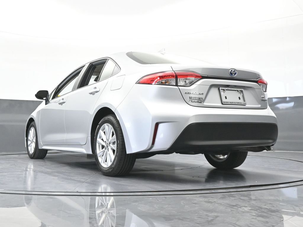 Used 2024 Toyota Corolla LE w/ LE Convenience Package image 47