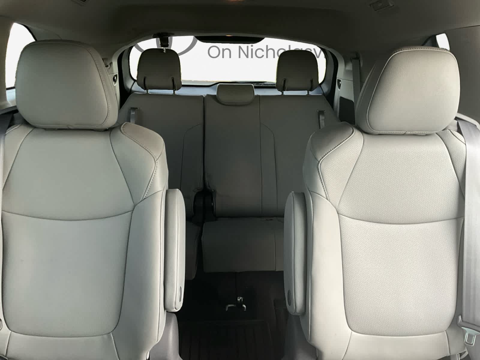 Used 2021 Toyota Sienna XLE AWD/4WD image 23