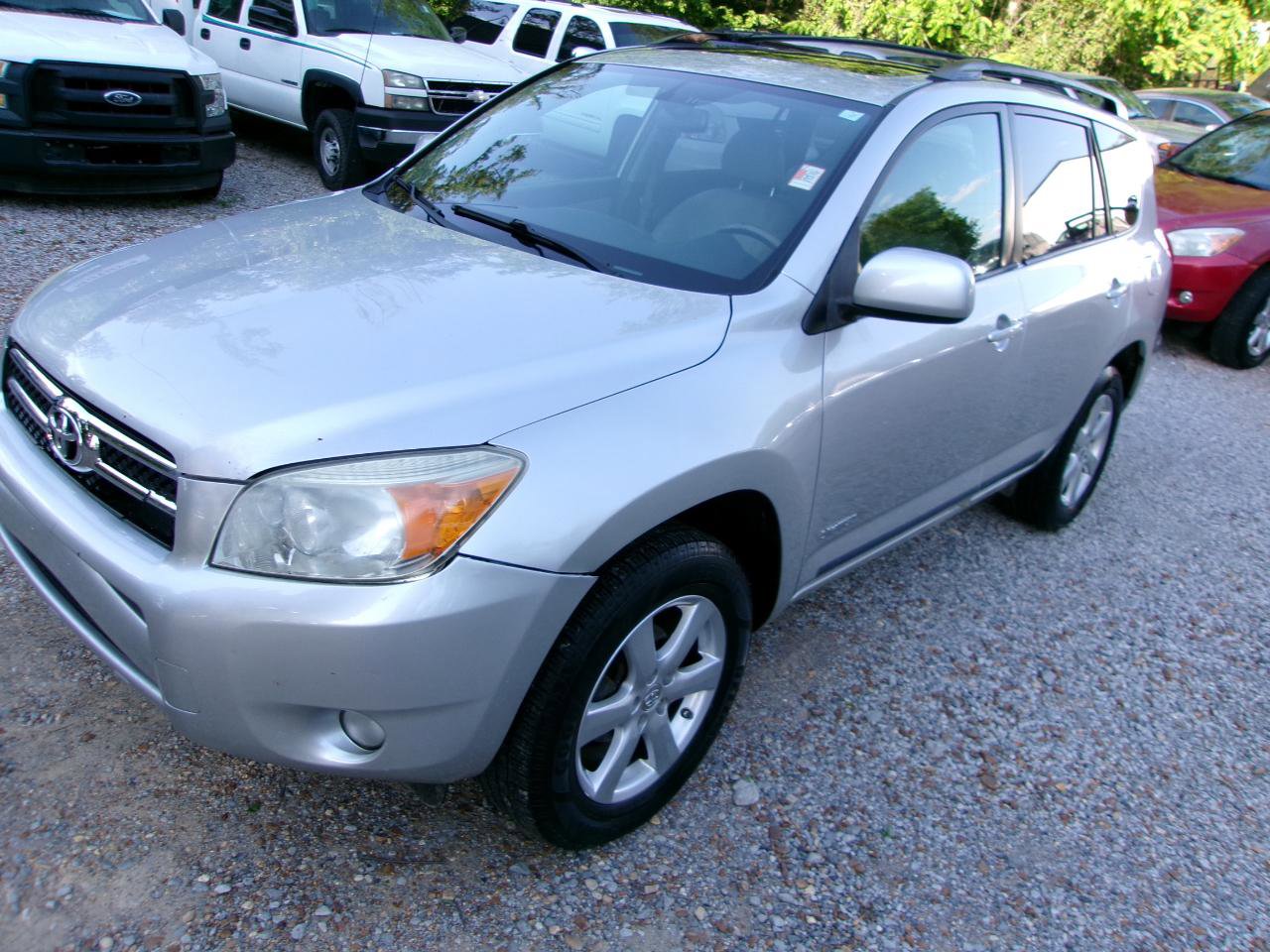 Used 2007 Toyota RAV4 Limited AWD/4WD image 2