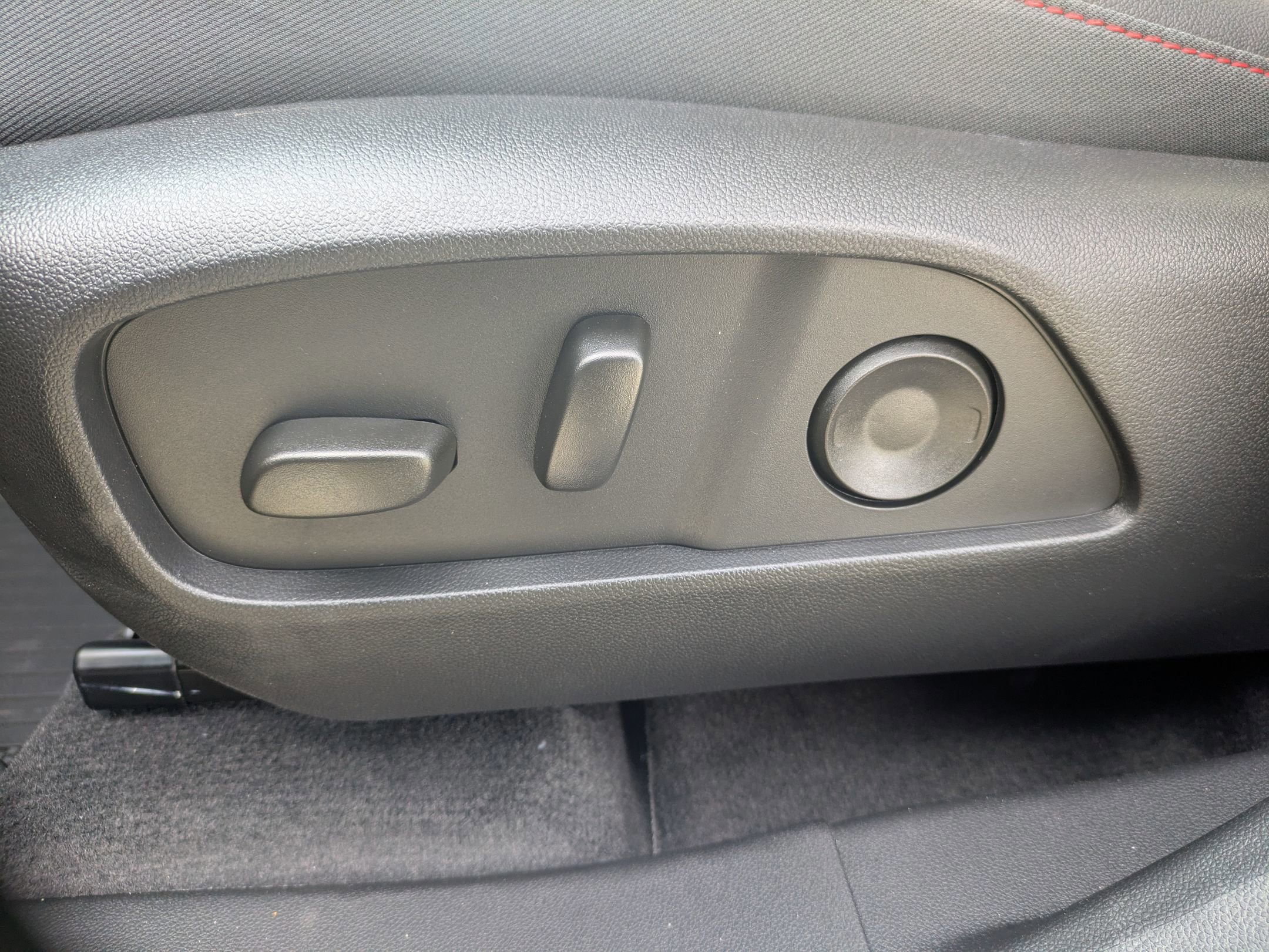 New 2026 Chevrolet Equinox RS w/ Convenience Package III image 11