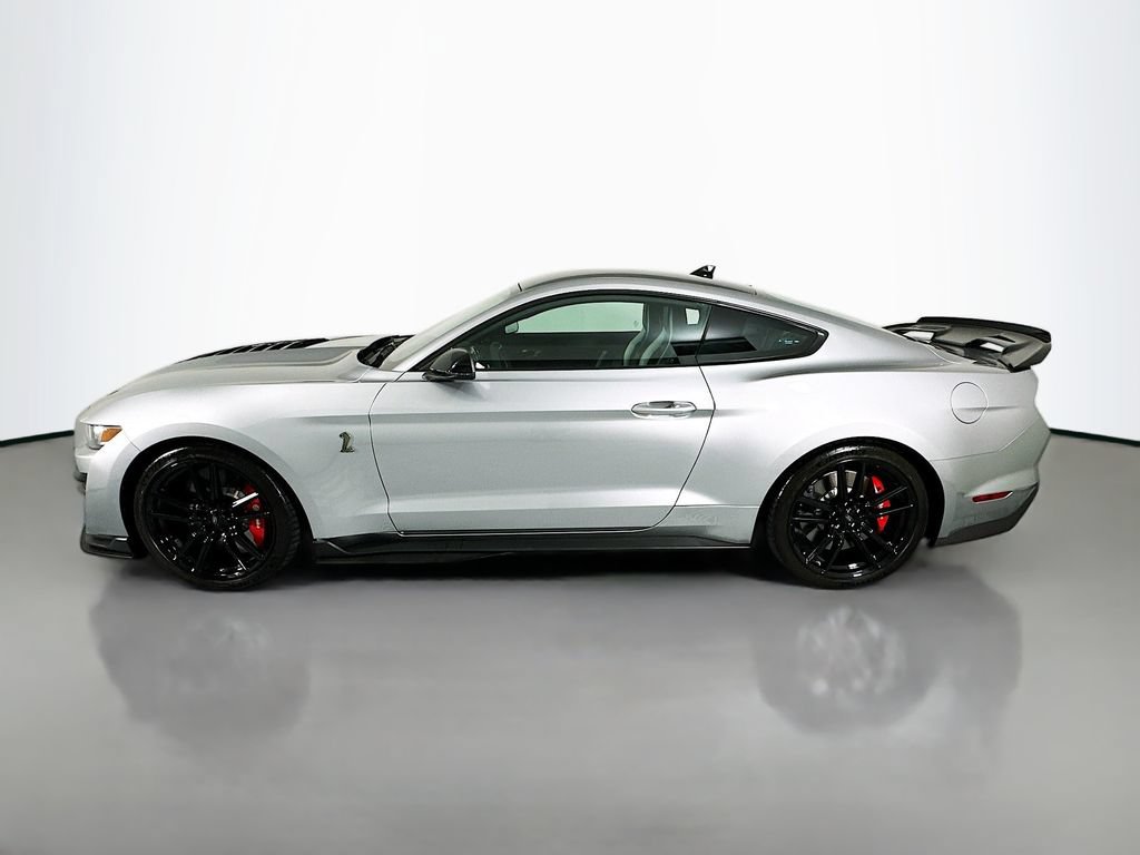 Used 2020 Ford Mustang Shelby GT500 w/ Technology Package RWD image 2