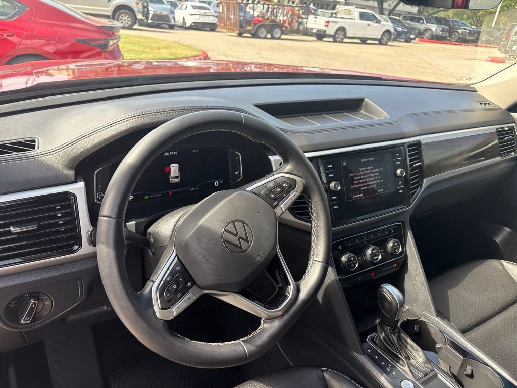 Used 2023 Volkswagen Atlas SE w/ Black Wheel Package FWD image 12