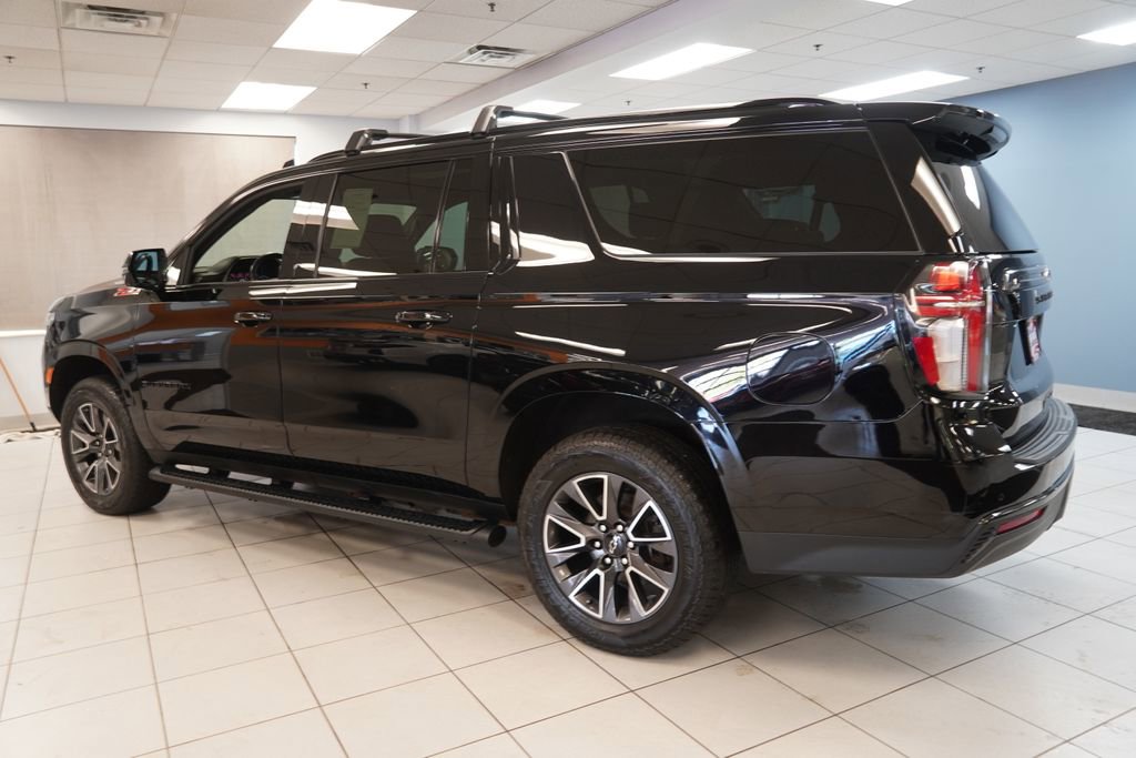 Used 2021 Chevrolet Suburban Z71 w/ Z71 Signature Package AWD/4WD image 8