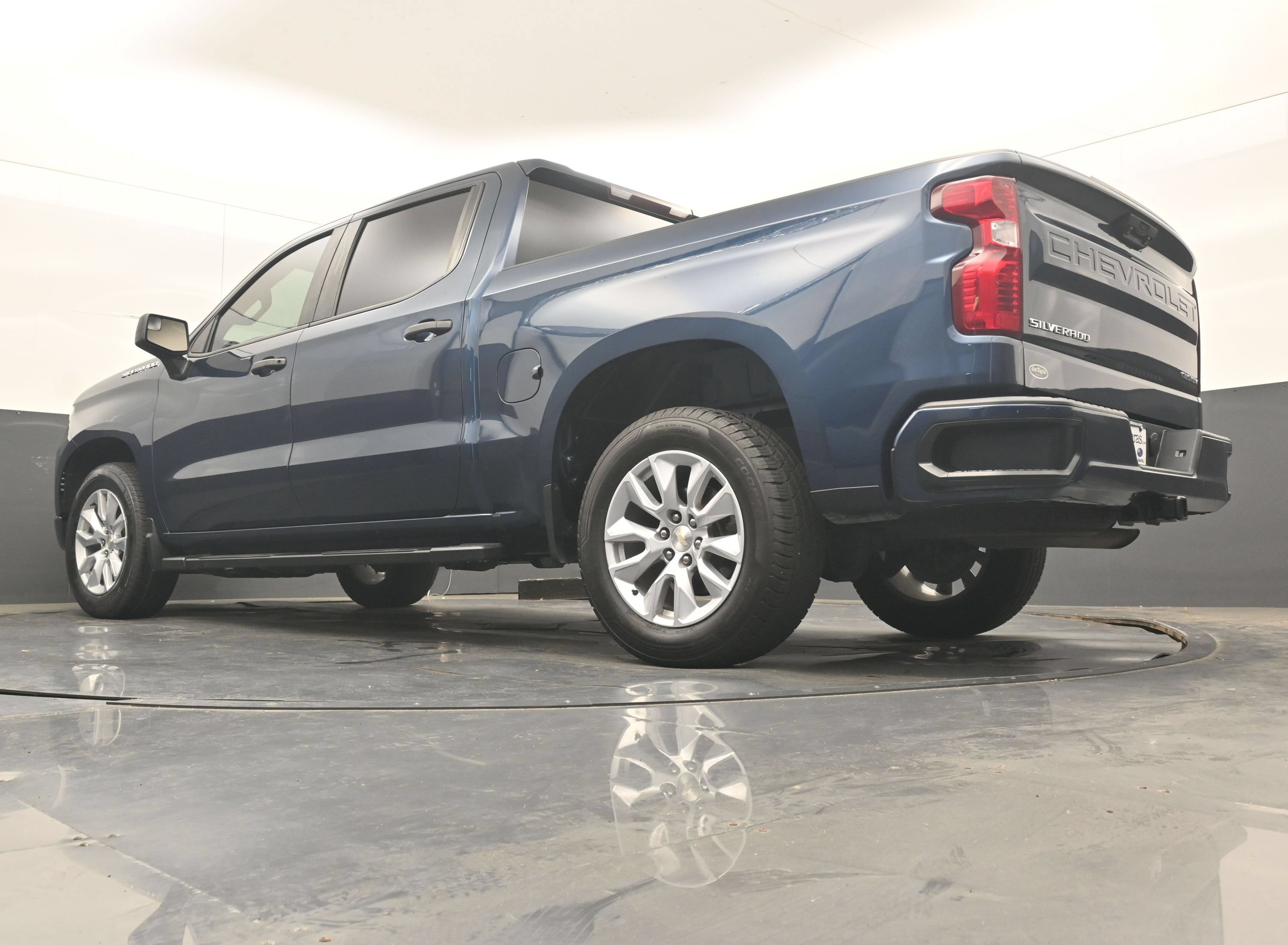 Used 2022 Chevrolet Silverado 1500 Custom RWD image 23
