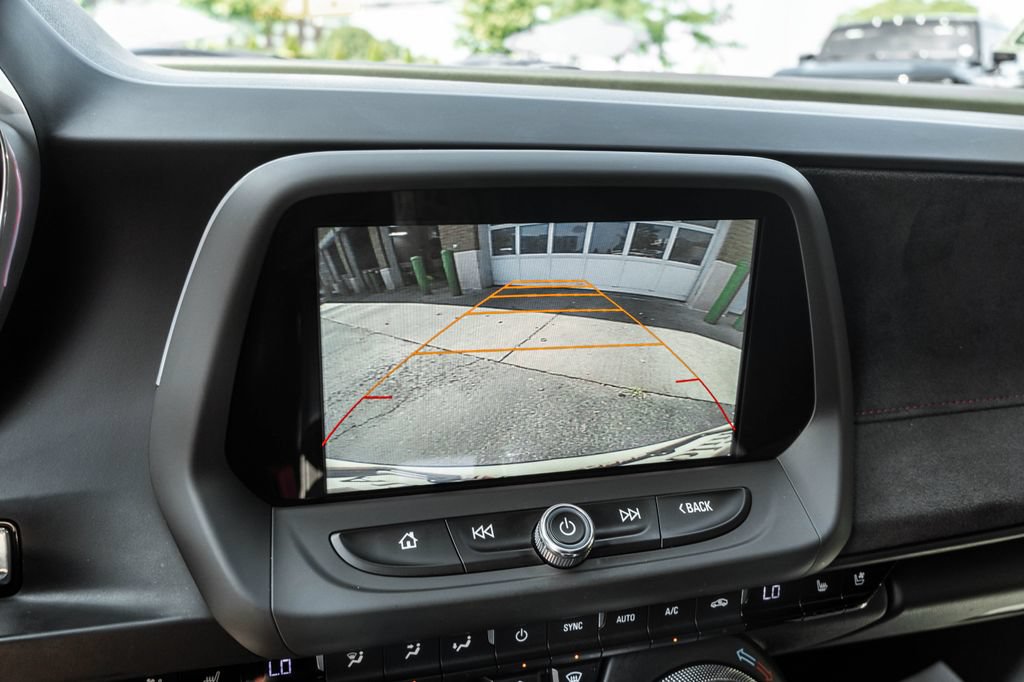 Used 2017 Chevrolet Camaro ZL1 RWD image 12