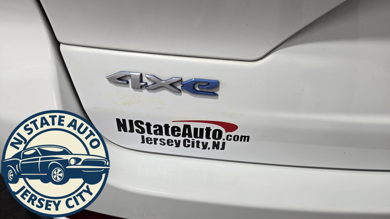 Used 2022 Jeep Grand Cherokee Limited 4xe image 31