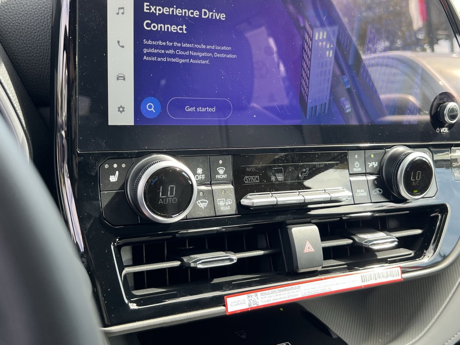 New 2025 Toyota Highlander XLE image 16