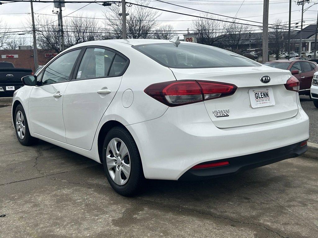 Used 2018 Kia Forte LX image 8