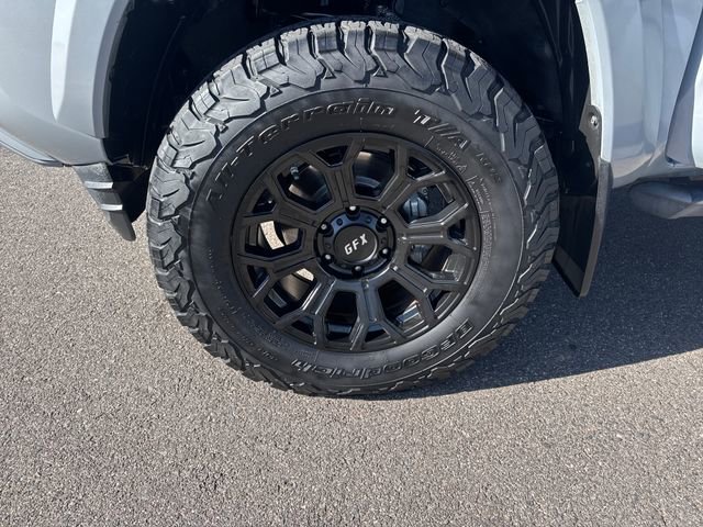 Used 2020 Toyota Tacoma Limited AWD/4WD image 20
