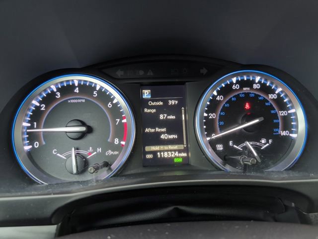 Used 2019 Toyota Highlander XLE image 24