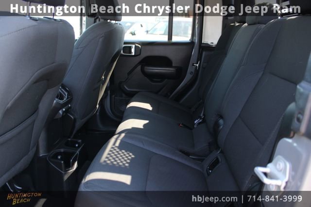 Used 2021 Jeep Gladiator Willys image 33