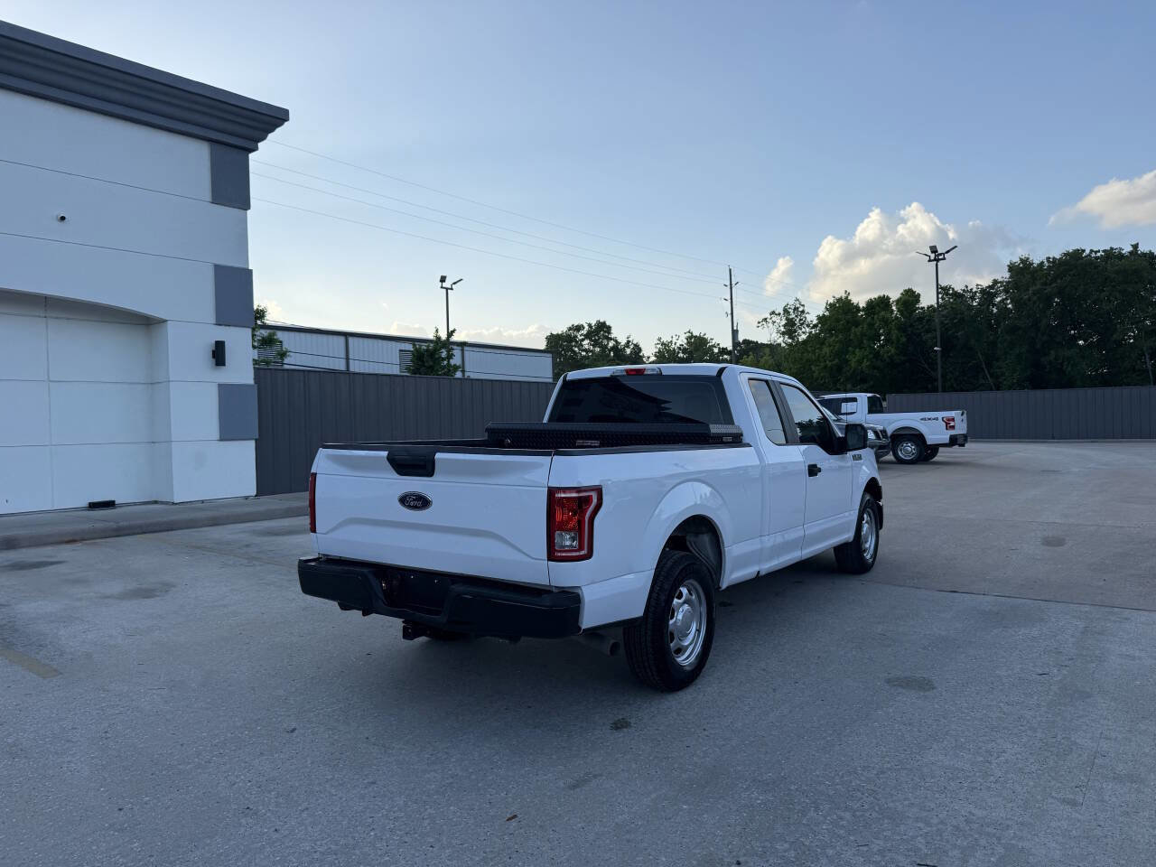 Used 2015 Ford F150 XL w/ Equipment Group 101A Mid RWD image 5