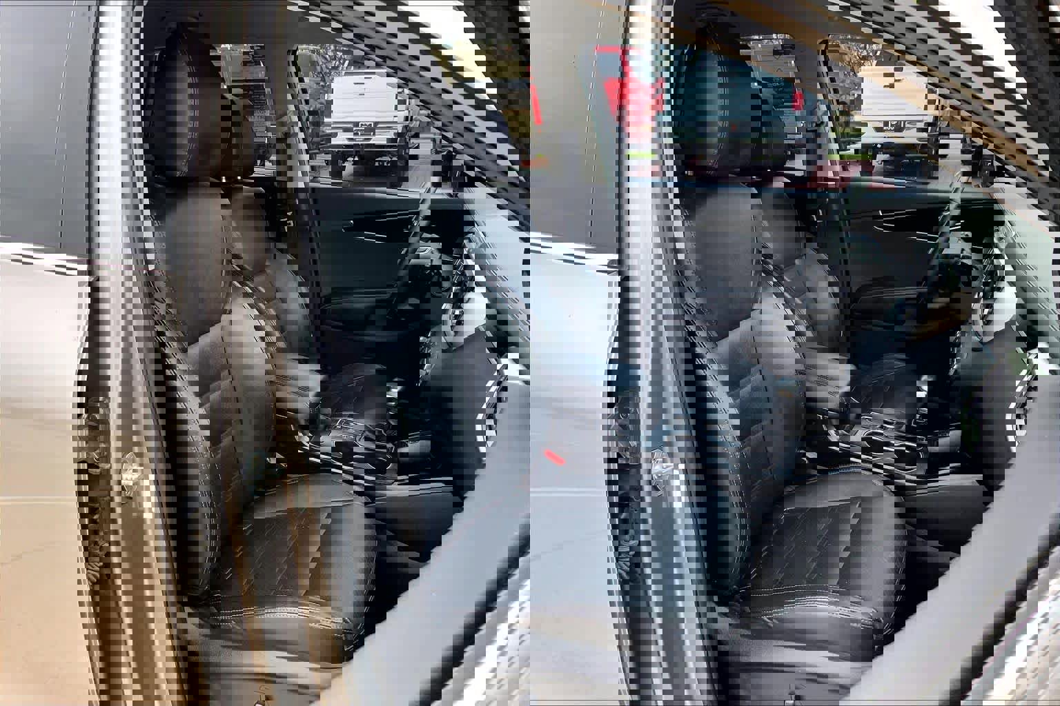 Used 2019 Kia Sorento EX image 9