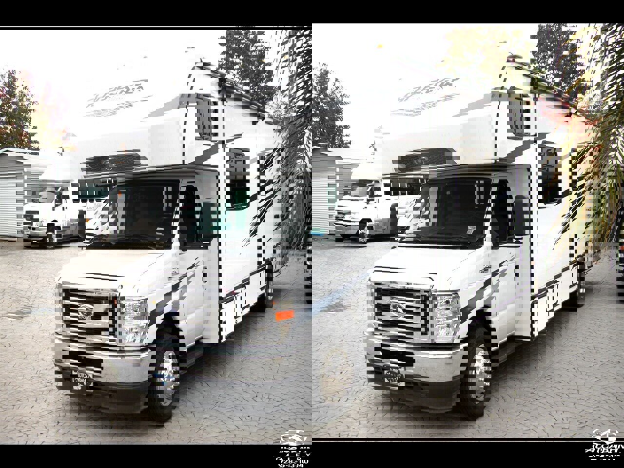 Used 2022 Ford E-450 and Econoline 450 Super Duty w/ Motorhome Prep Package image 1