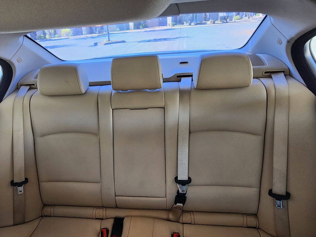 Used 2013 BMW 528i Sedan RWD image 21