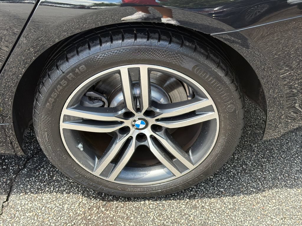 Used 2022 BMW 530i w/ Executive Package RWD image 19