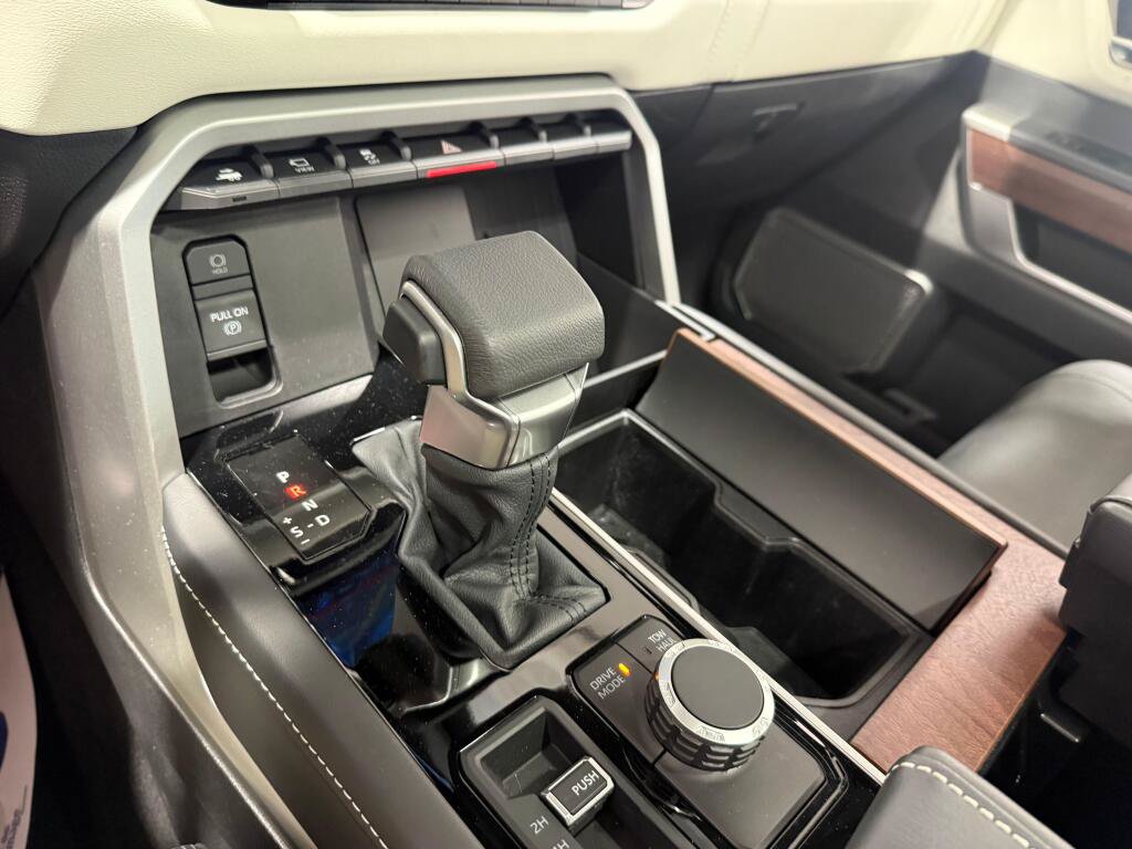 Certified 2025 Toyota Sequoia Capstone AWD/4WD image 35