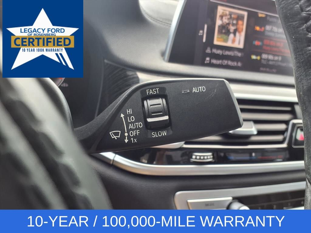 Used 2021 BMW 740i w/ M Sport Package RWD image 20