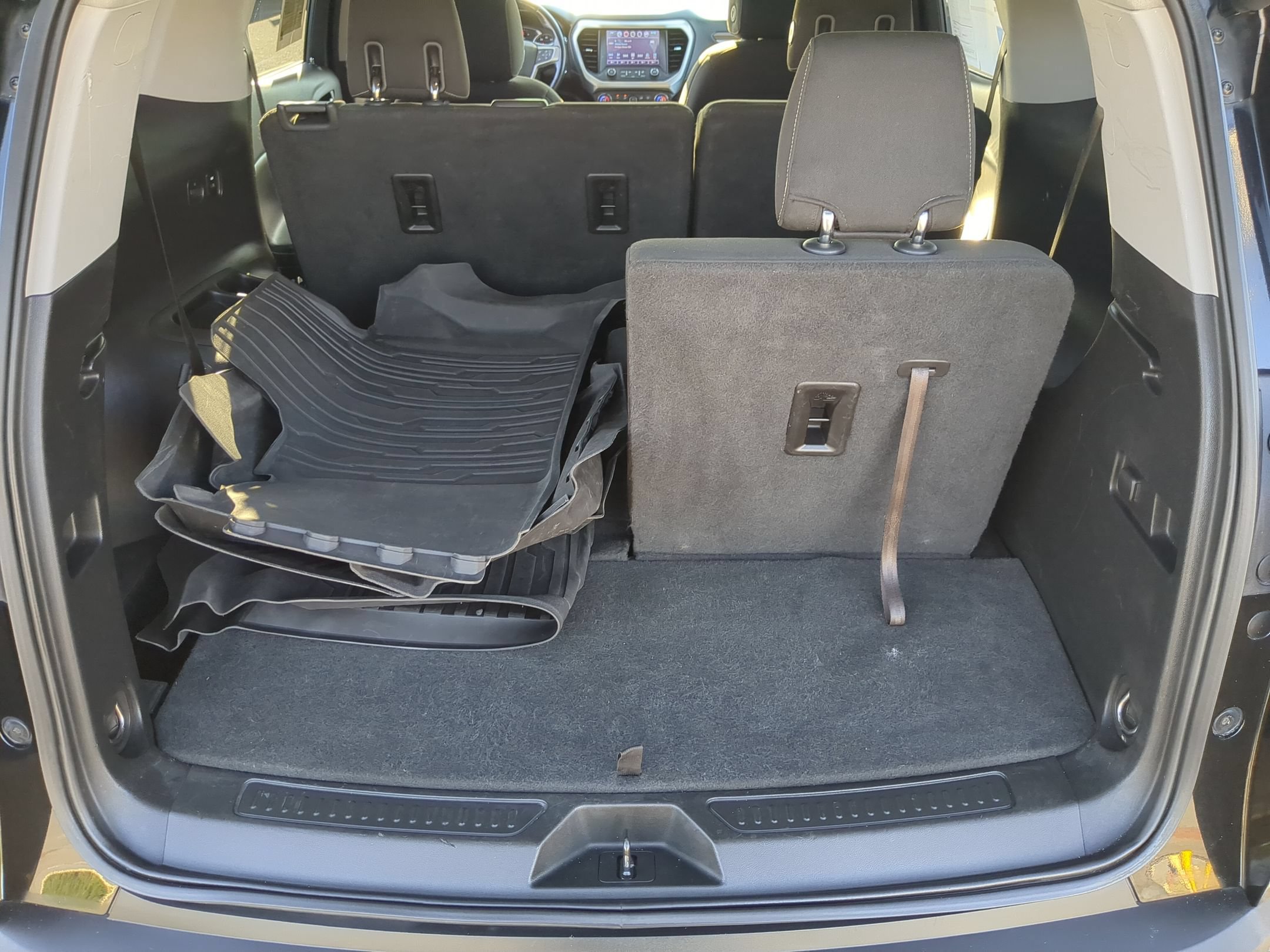 Certified 2019 GMC Acadia SLE w/ Driver Alert Package I FWD image 24