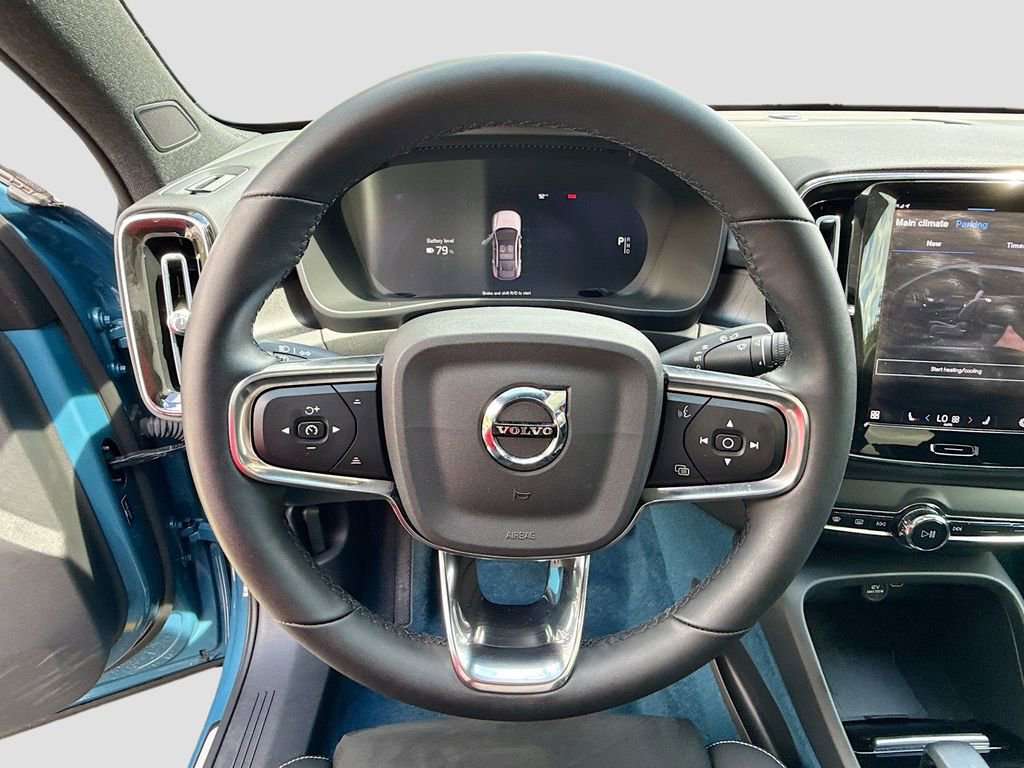 Used 2023 Volvo C40 P8 Recharge Plus image 12