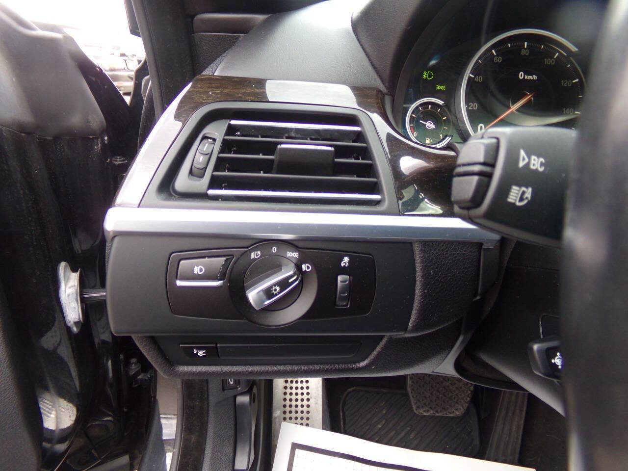 Used 2015 BMW 640i Gran Coupe xDrive AWD/4WD image 36