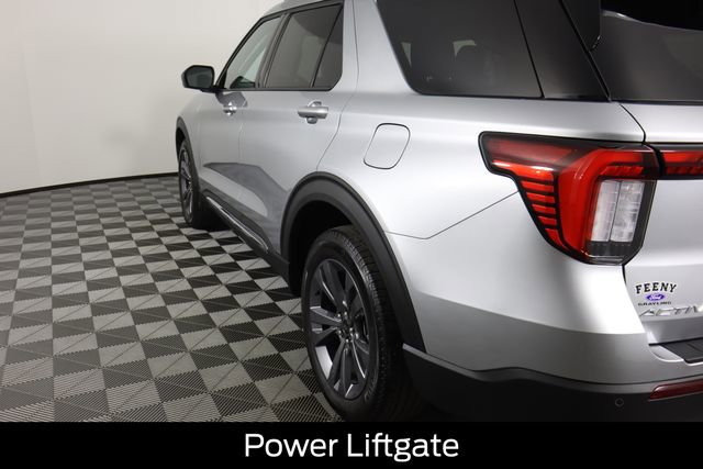Certified 2025 Ford Explorer Active w/ Active Comfort Package image 22