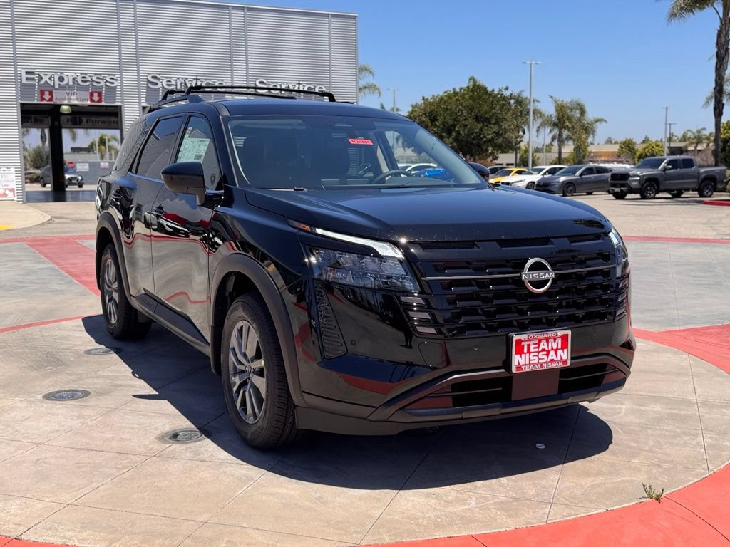 New 2026 Nissan Pathfinder SV w/ Cargo Package FWD video 2