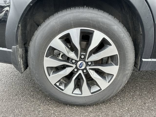Used 2025 Subaru Outback Touring AWD/4WD image 17
