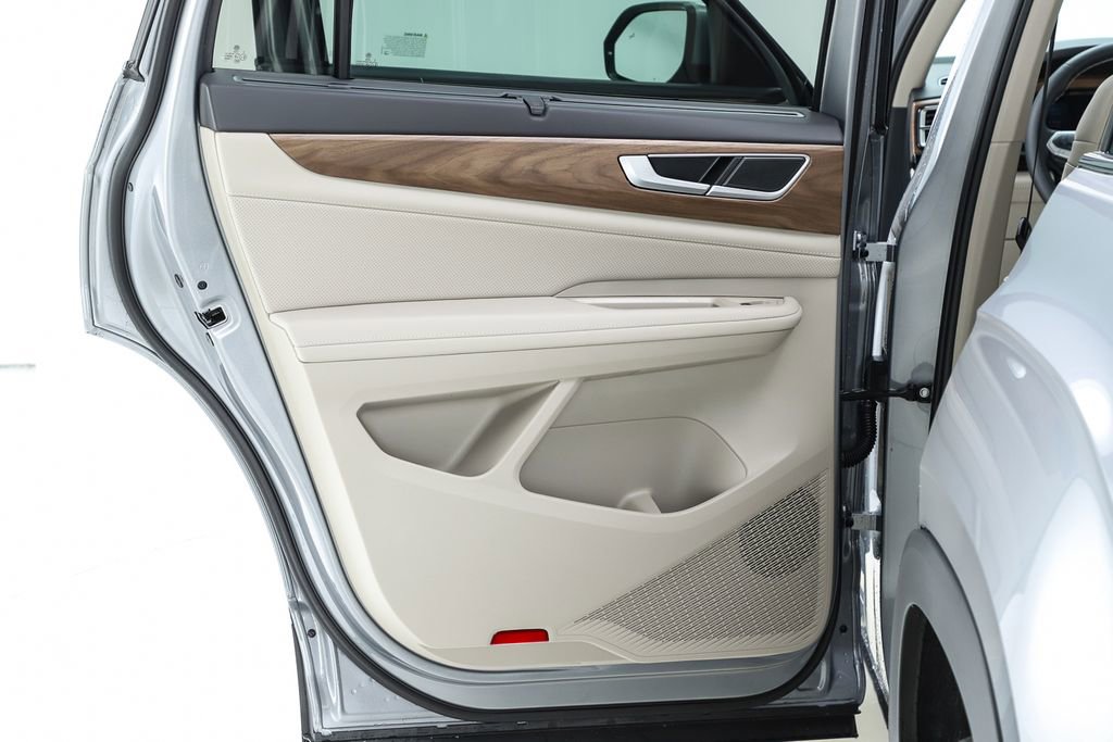 New 2026 Volkswagen Atlas SE image 56