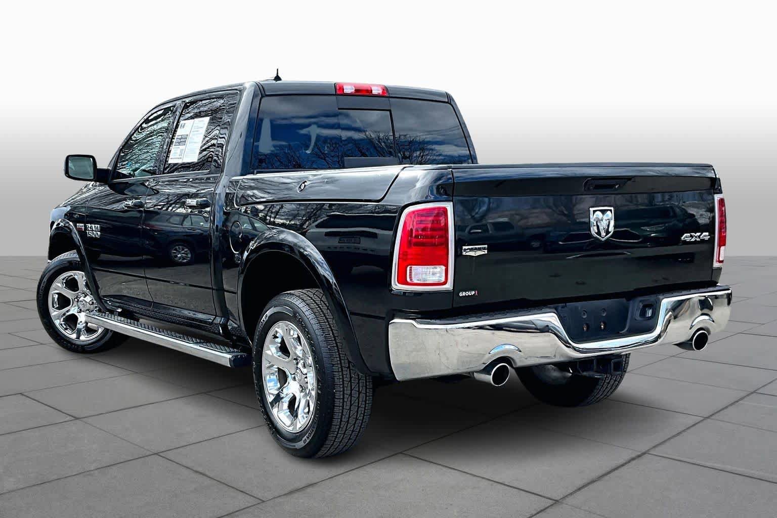 Used 2017 RAM 1500 Laramie w/ Convenience Group image 12