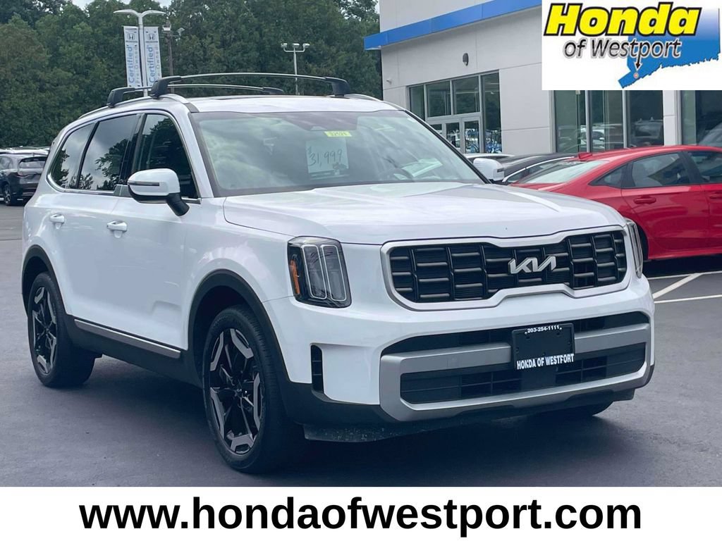 Used 2023 Kia Telluride S w/ S Sunroof Package