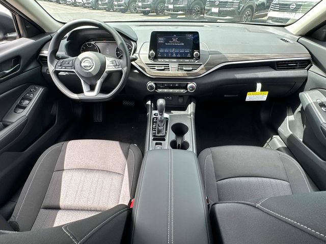 New 2026 Nissan Altima 2.5 SV AWD/4WD image 30