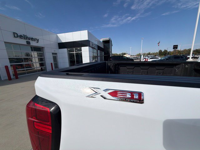 Used 2022 GMC Sierra 1500 SLT w/ SLT Premium Plus Package AWD/4WD image 28
