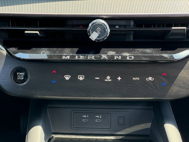Used 2025 Nissan Murano SV image 9
