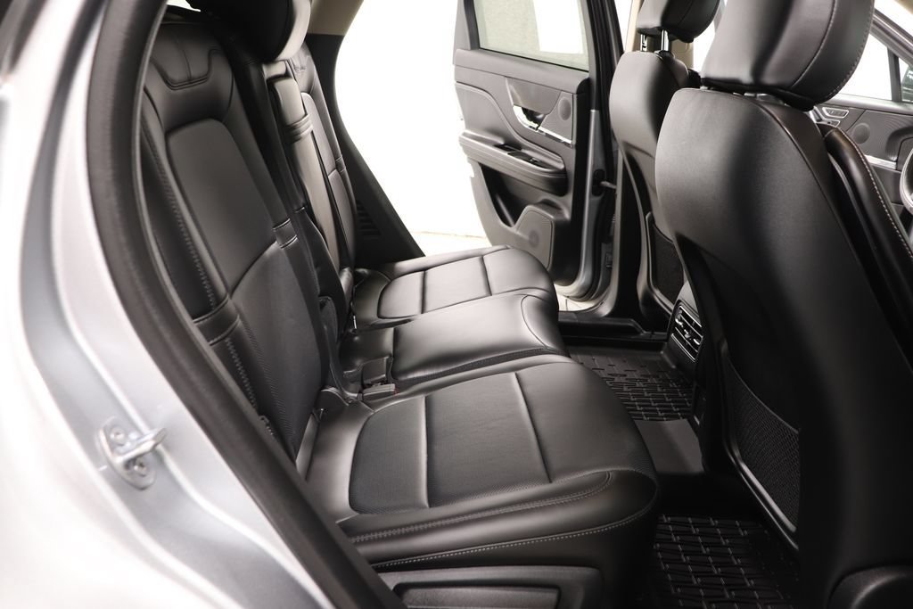 Used 2024 Lincoln Corsair Grand Touring AWD/4WD image 32