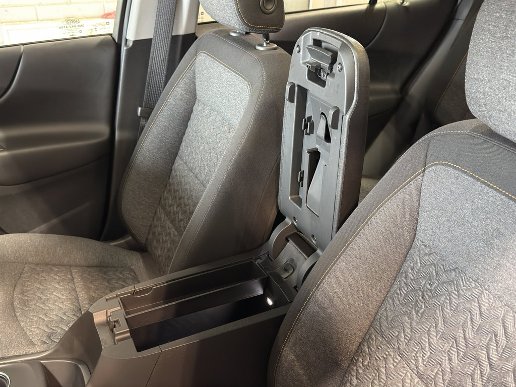 Used 2023 Chevrolet Equinox LT image 17