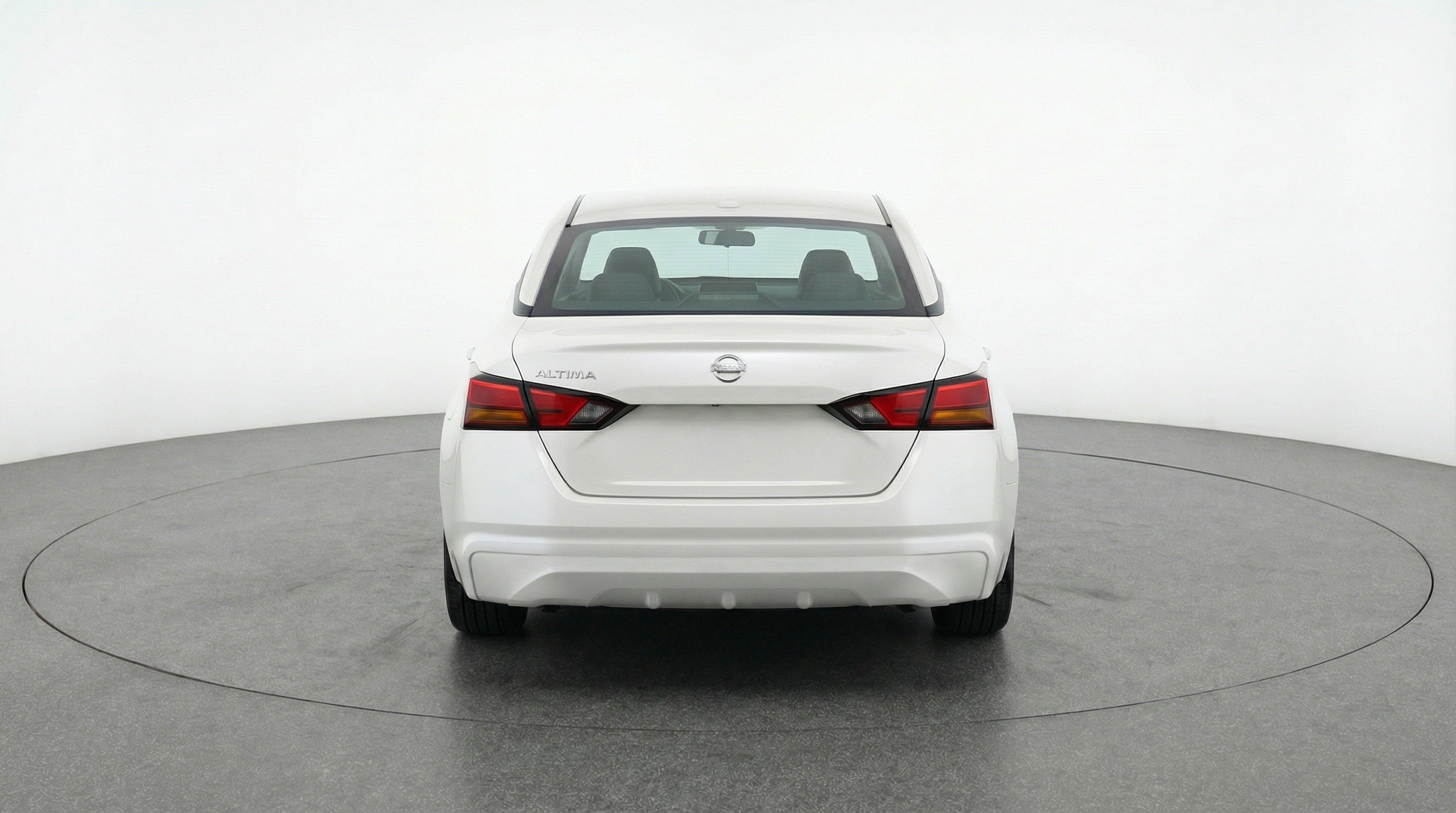 Used 2025 Nissan Altima 2.5 SV FWD image 7