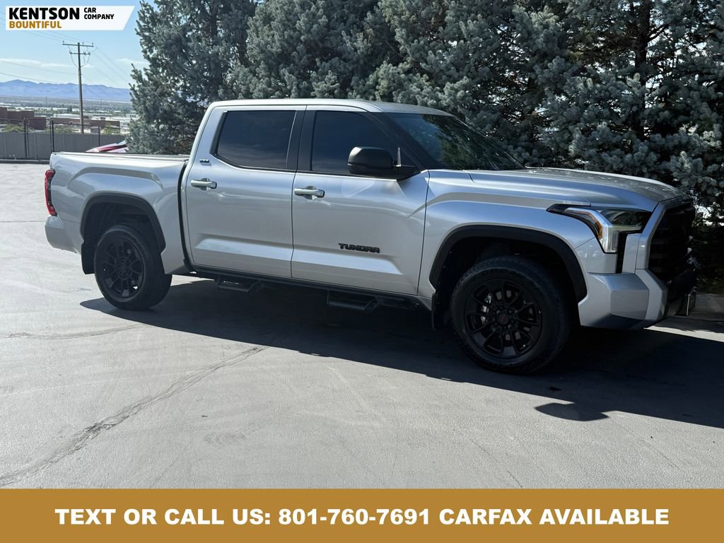 Used 2025 Toyota Tundra SR5 w/ SR5 Premium Package AWD/4WD image 9