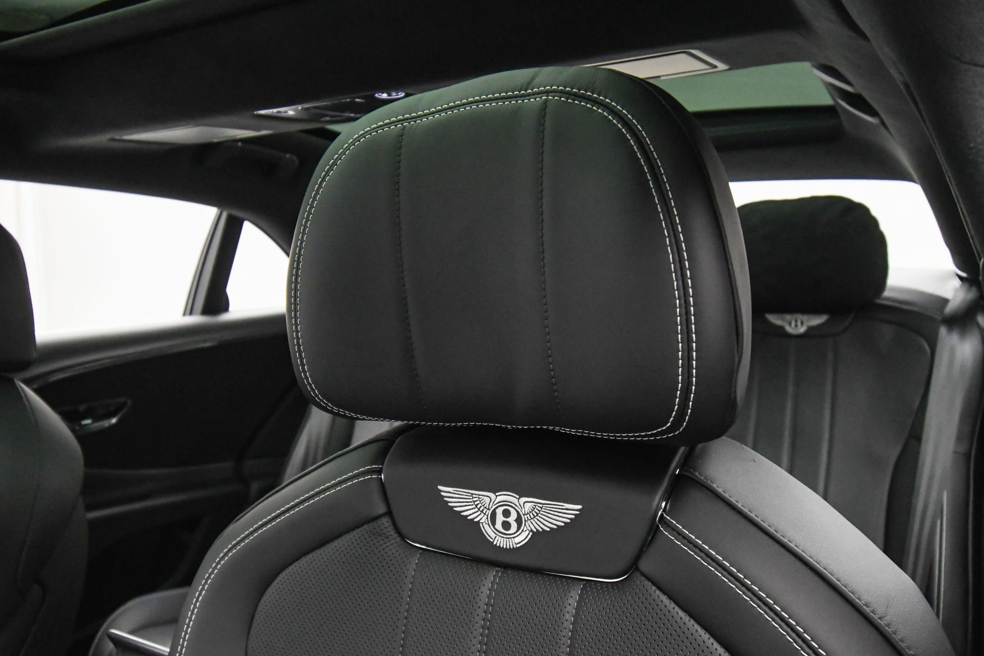 New 2026 Bentley Flying Spur Plug-In Hybrid AWD/4WD image 50