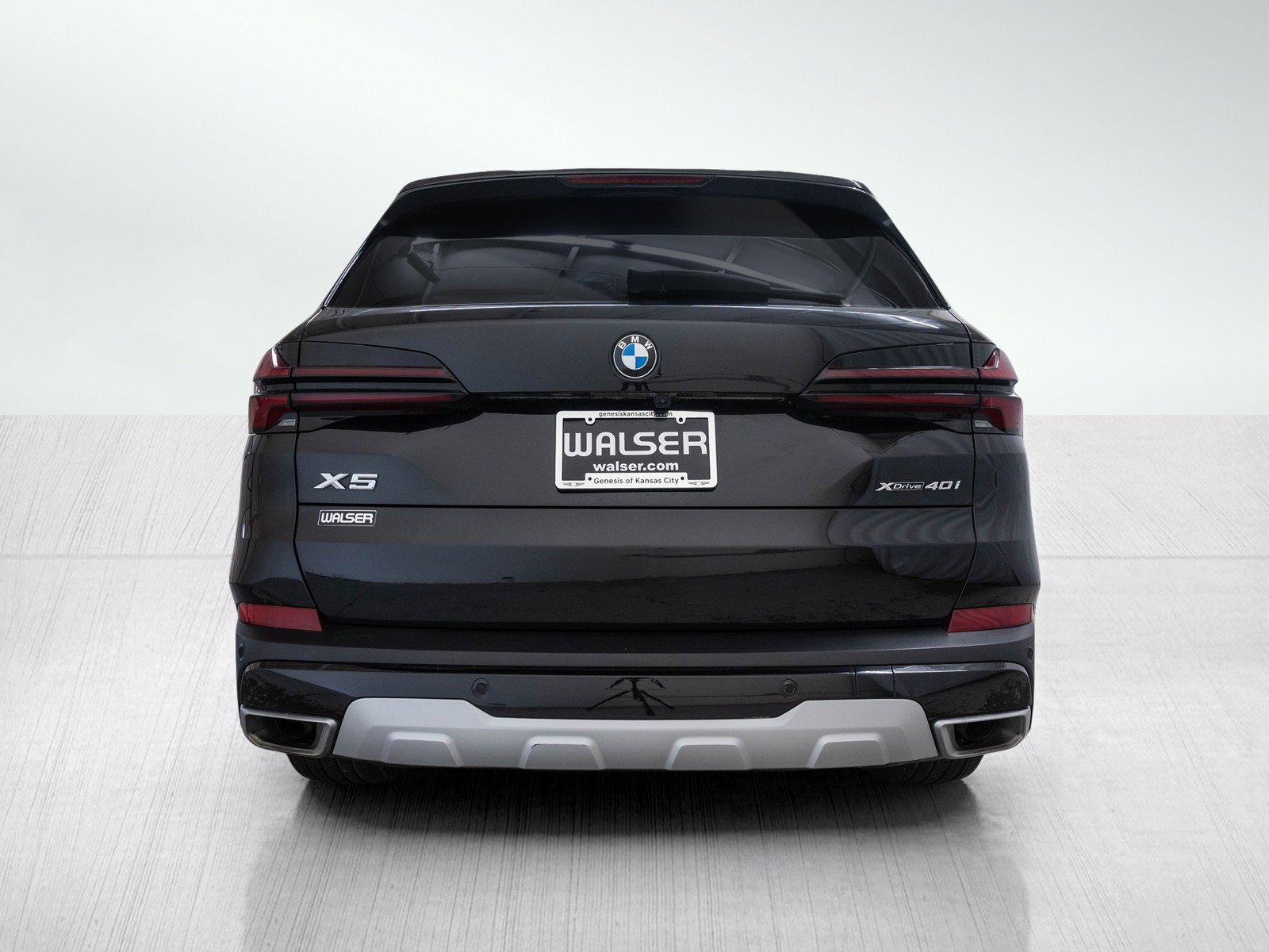 Used 2024 BMW X5 xDrive40i AWD/4WD image 4