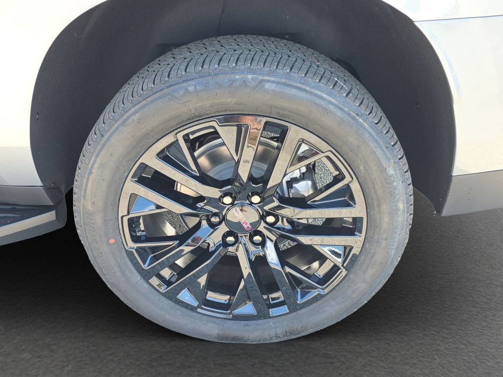 New 2026 GMC Yukon XL Denali w/ Advanced Technology Package AWD/4WD image 5