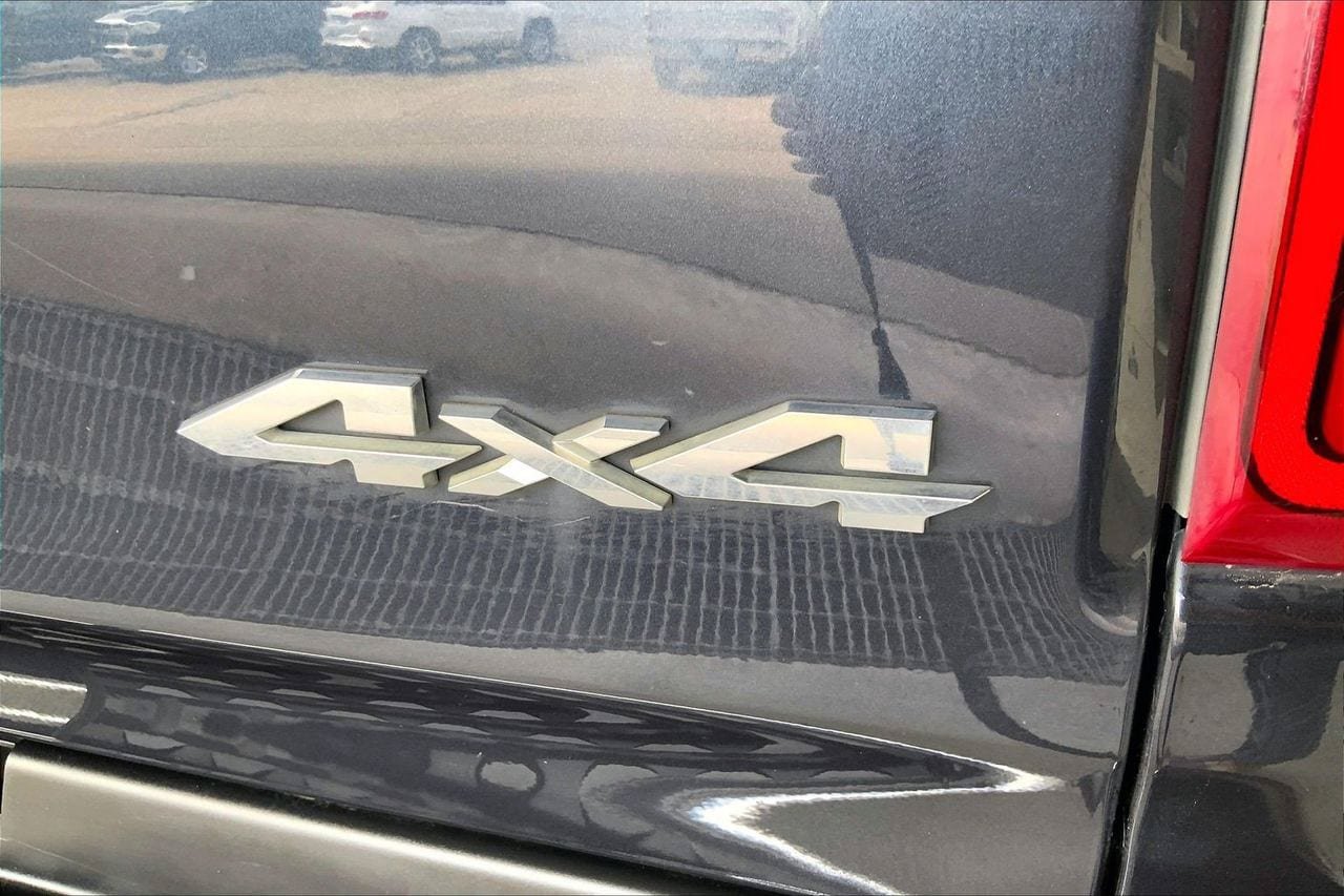 Used 2021 RAM 1500 Laramie AWD/4WD image 7