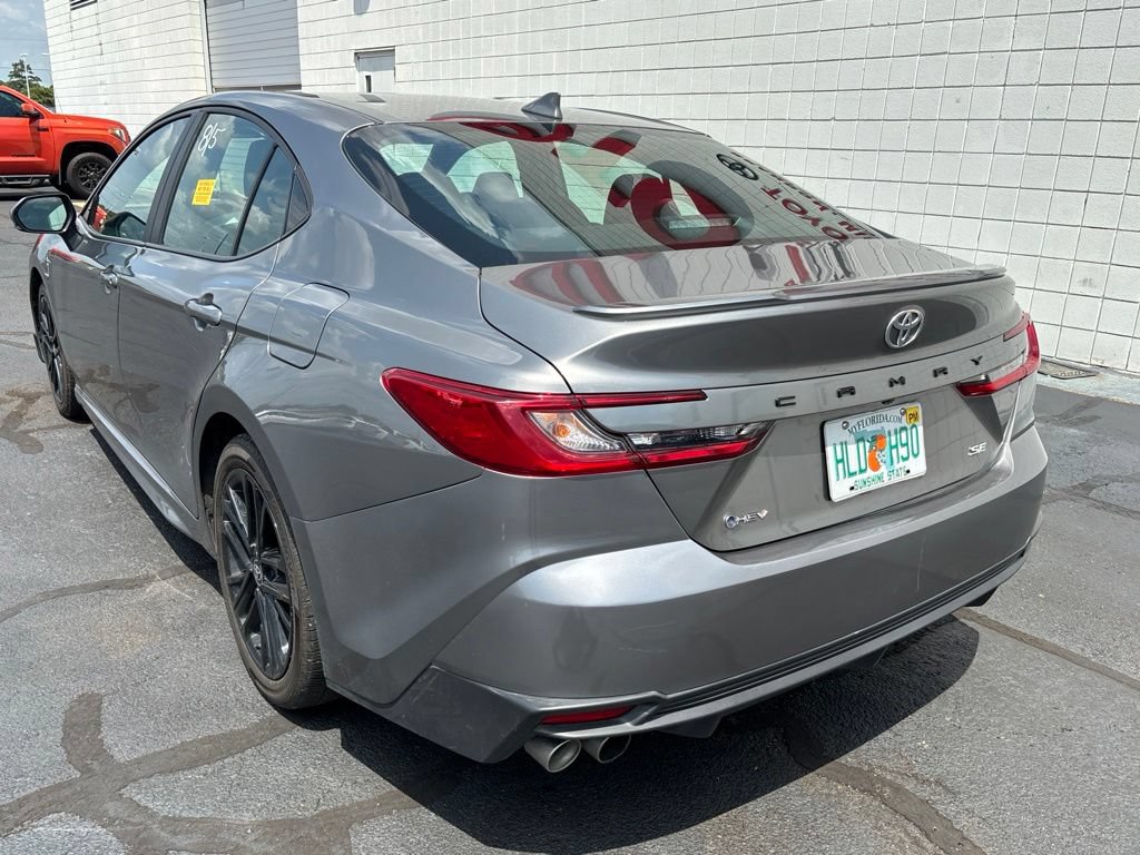 Used 2025 Toyota Camry SE FWD image 6