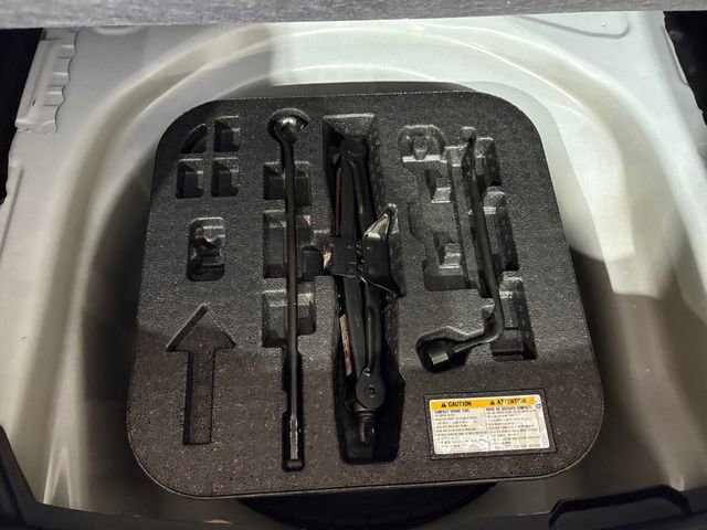 Certified 2025 Toyota Corolla SE image 26