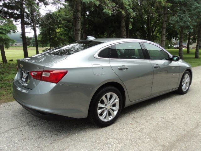 Used 2023 Chevrolet Malibu LT image 3