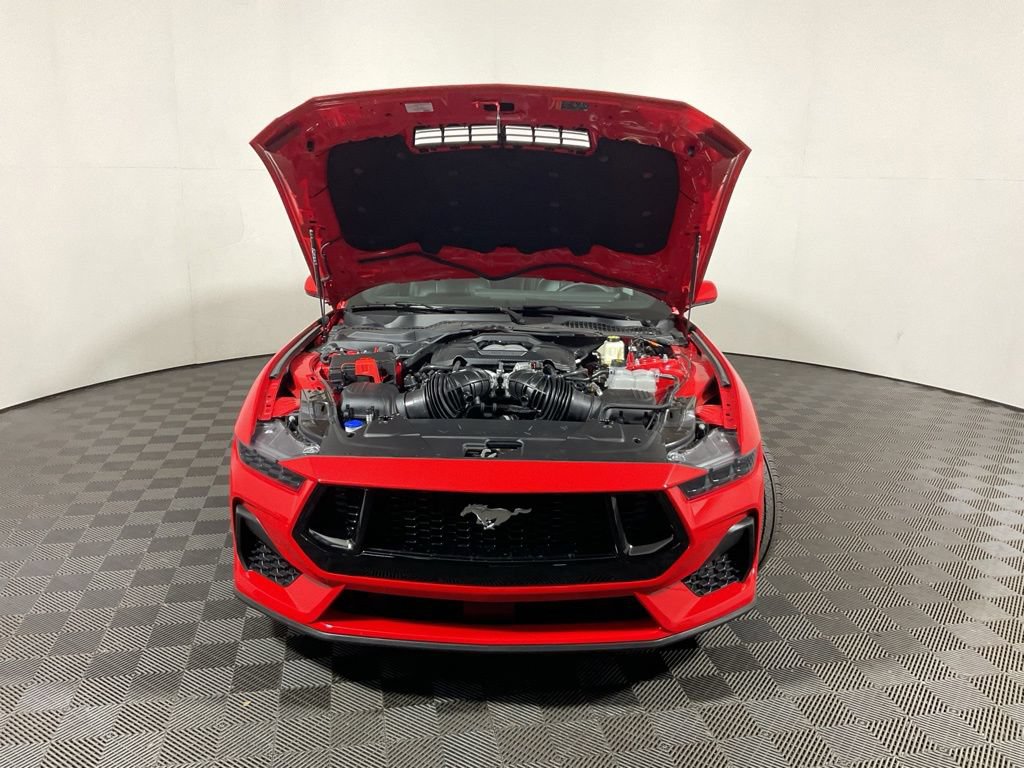 Used 2025 Ford Mustang GT Premium RWD image 10