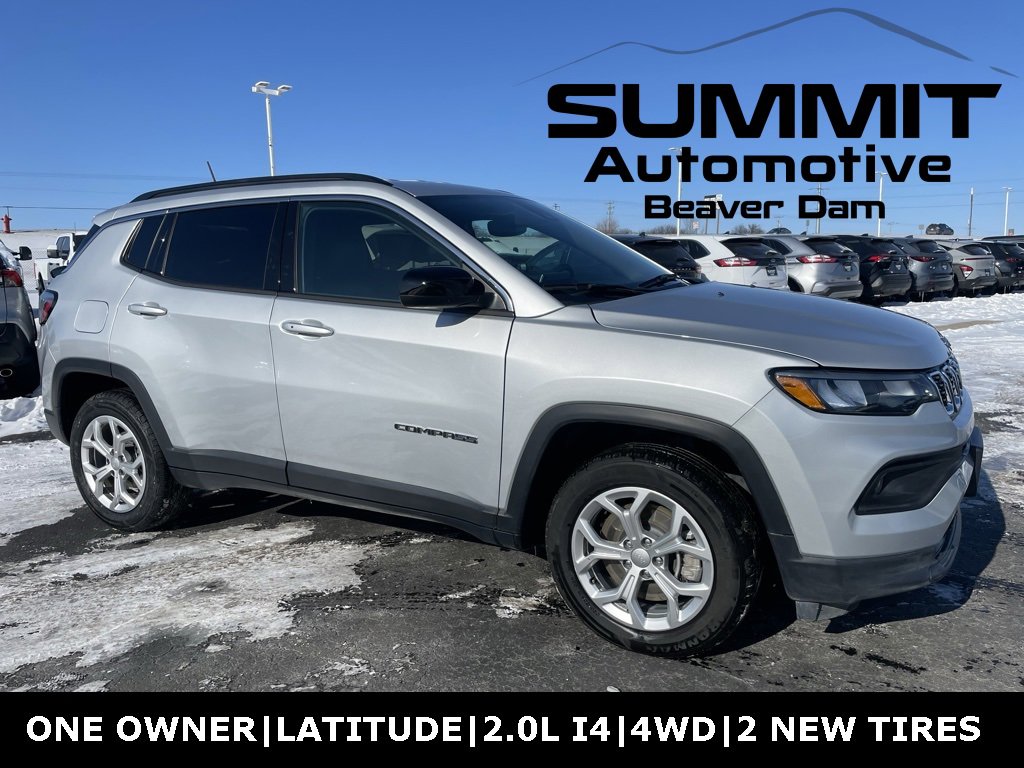 Used 2024 Jeep Compass Latitude image 1