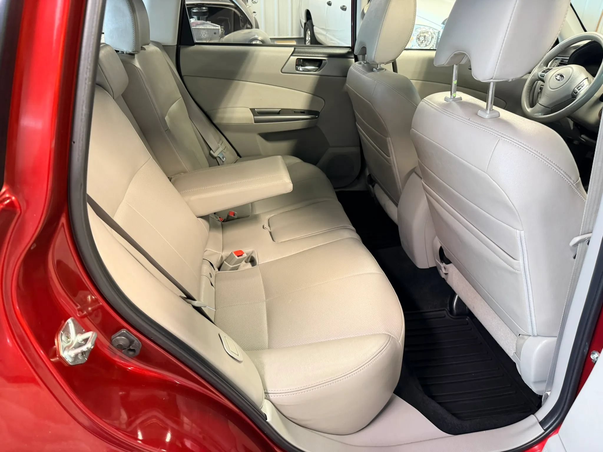 Used 2012 Subaru Forester 2.5X Touring AWD/4WD image 13