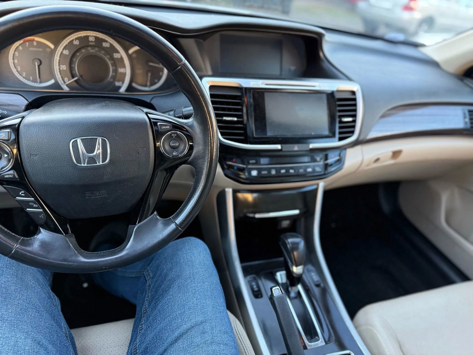 Used 2017 Honda Accord EX-L image 17