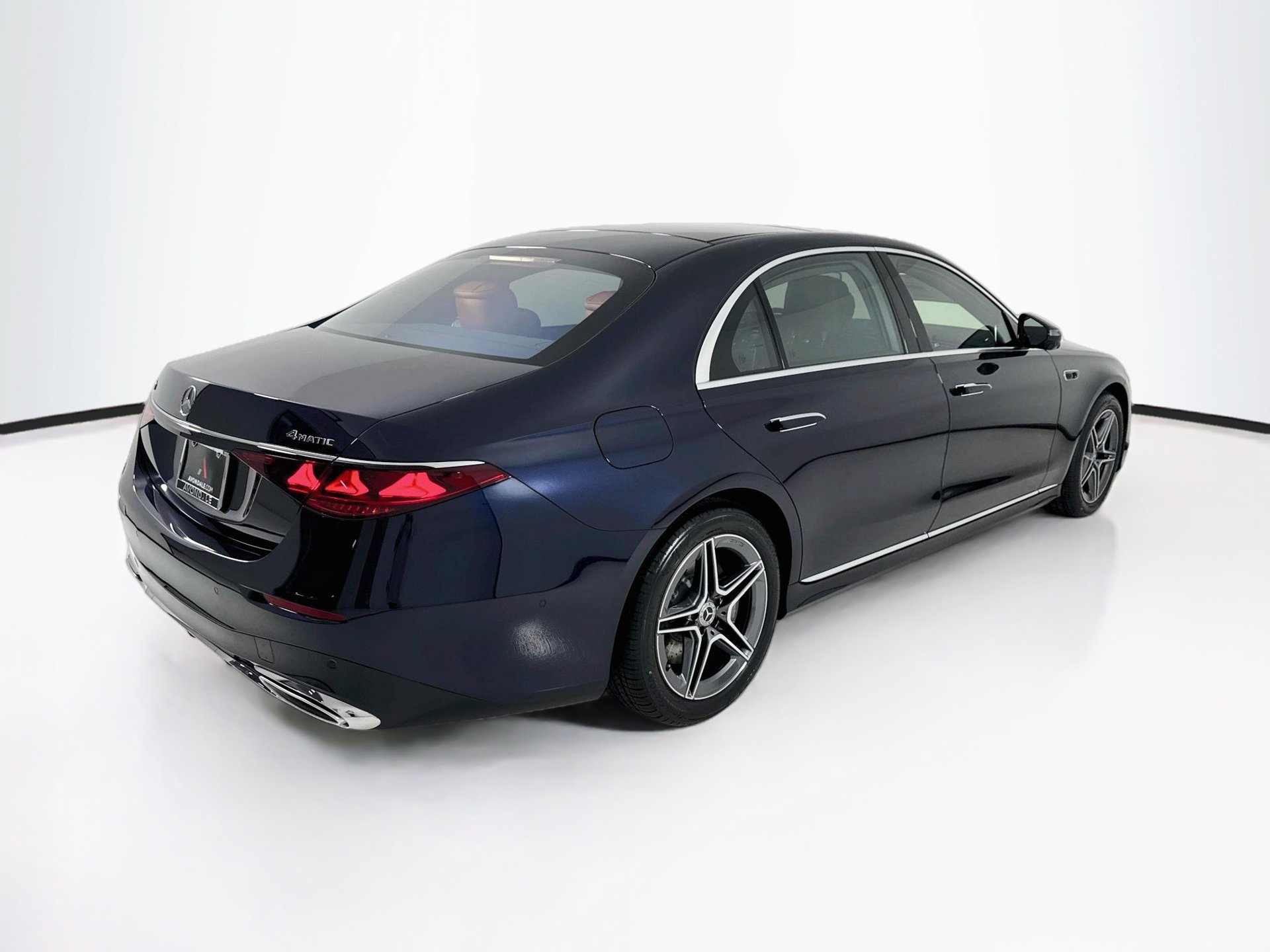 New 2027 Mercedes-Benz S 580 4MATIC Sedan image 8